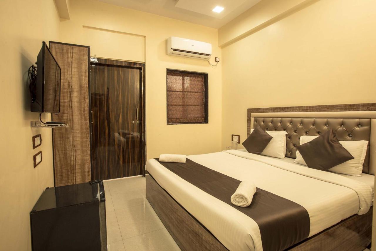 Hotel Apsara- Near J J Hospital Mumbai Dış mekan fotoğraf