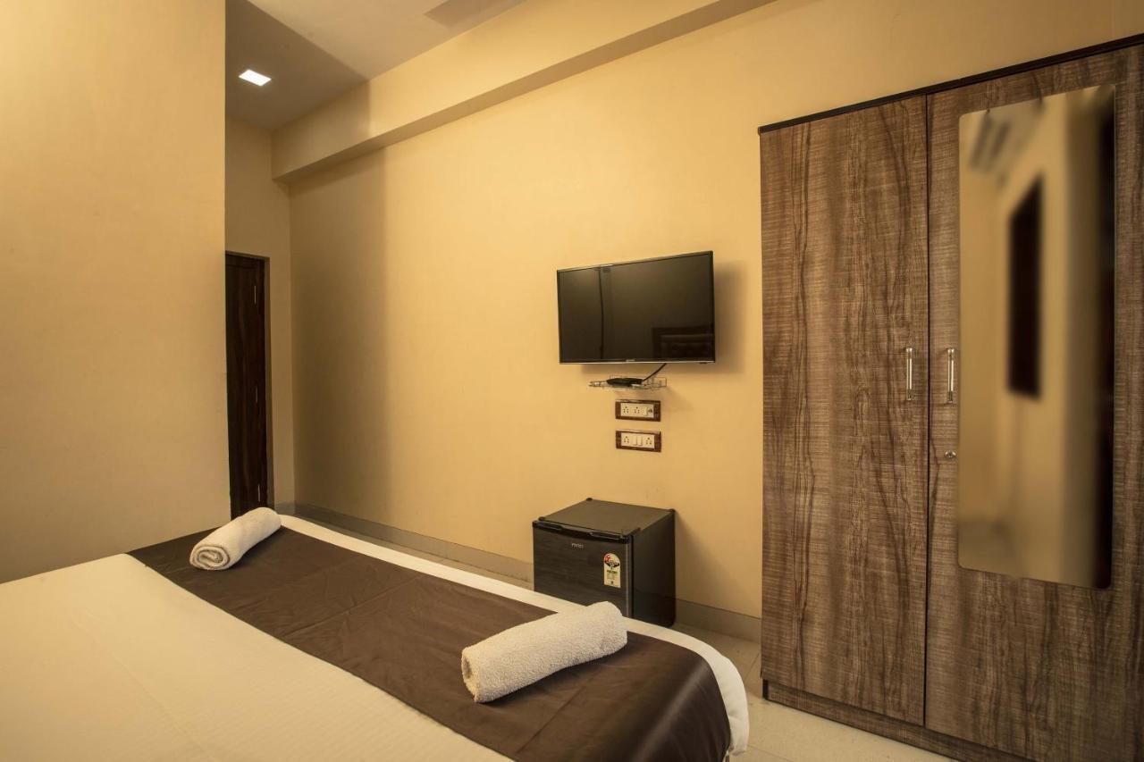Hotel Apsara- Near J J Hospital Mumbai Dış mekan fotoğraf