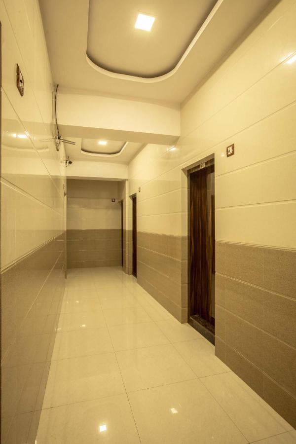 Hotel Apsara- Near J J Hospital Mumbai Dış mekan fotoğraf